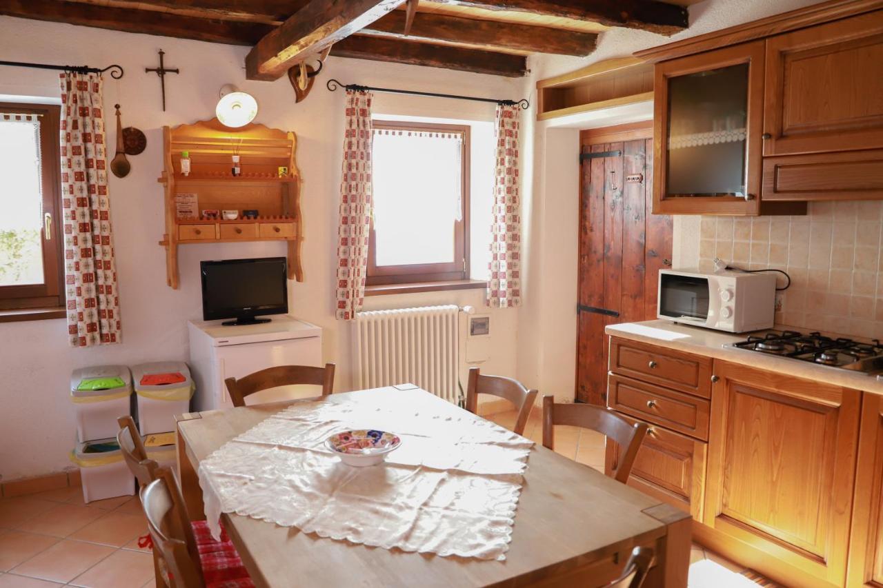 La Casa Del Ghiro - Parco Dolomiti Bellunesi Corazzai Buitenkant foto